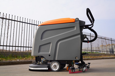 影響榮事達手推式洗地機清潔效率的因素 影響榮事達手推式洗地機清潔效率的因素.jpg